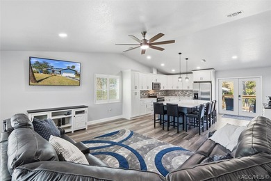 Welcome to your slice of paradise in beautiful Crystal River - photo 13