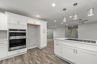 Welcome to your dream home! Fully renovated home situated on - photo 16