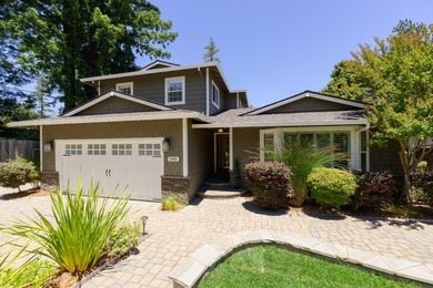 Absolutely spectacular Craftsman-style home on a quiet lane in - photo 17