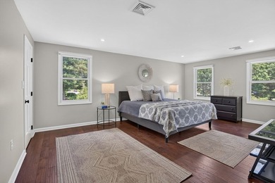 Beautifully maintained Colonial set on a manicured one-acre - photo 22