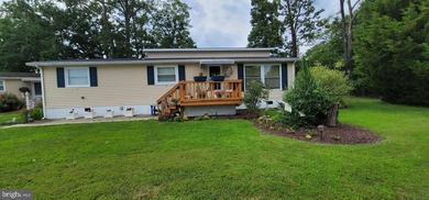 Welcome to Cranberry Run's 55+ Adult Community! This spacious 1 - photo 2
