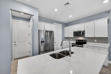 Beautiful, open, bright, immaculate move in ready 3/2 1/2 - photo 25