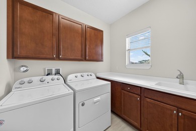 Beautiful, open, bright, immaculate move in ready 3/2 1/2 - photo 28