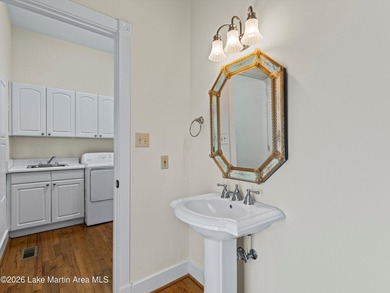 Located in Windermere West, this 5 bed, 4.5 bath lakefront home - photo 37