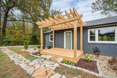 Welcome to your dream home! Fully renovated home situated on - photo 37