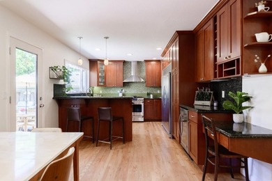 Absolutely spectacular Craftsman-style home on a quiet lane in - photo 39