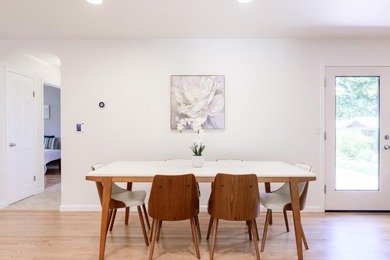 Absolutely spectacular Craftsman-style home on a quiet lane in - photo 41