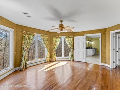 Located in Windermere West, this 5 bed, 4.5 bath lakefront home - photo 42