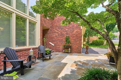 SEE AGENT REMARKS ** Welcome to a breathtaking Fitzgerald model - photo 5
