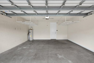 Beautiful, open, bright, immaculate move in ready 3/2 1/2 - photo 47