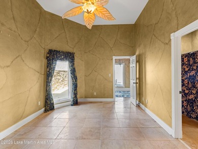 Located in Windermere West, this 5 bed, 4.5 bath lakefront home - photo 48
