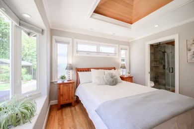 Absolutely spectacular Craftsman-style home on a quiet lane in - photo 48