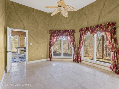Located in Windermere West, this 5 bed, 4.5 bath lakefront home - photo 50