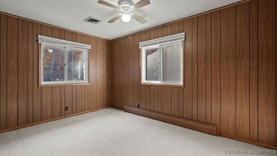 You read that right-a lake home on Horseshoe Bend with a garage - photo 26