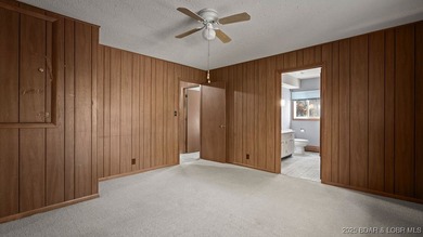 You read that right-a lake home on Horseshoe Bend with a garage - photo 31