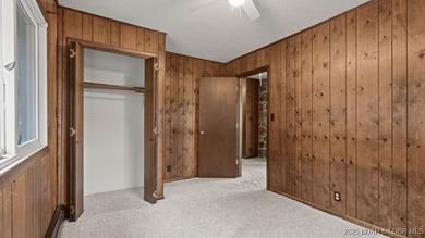 You read that right-a lake home on Horseshoe Bend with a garage - photo 43