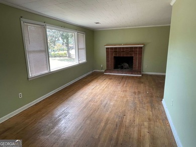 Welcome to your charming new home in Swainsboro! Backs a lake - photo 8