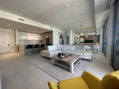 Gorgeous Turnkey apartment-Live the dream in this 2 year new - photo 8