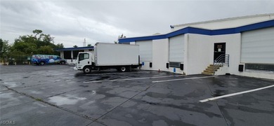 Perfect Location for a LIVE/WORK OPPORTUNITY! Waterfront - photo 6
