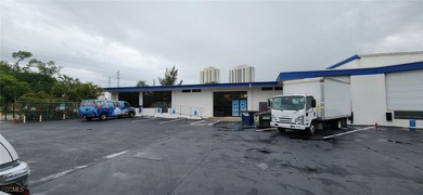 Perfect Location for a LIVE/WORK OPPORTUNITY! Waterfront - photo 7