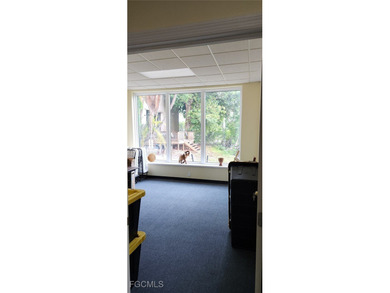 Perfect Location for a LIVE/WORK OPPORTUNITY! Waterfront - photo 10