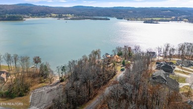 Build your dream lakefront home on this beautiful .89 acre lot - photo 5
