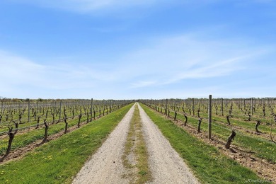 Some estates are acquired. The exceptional are entrusted to the - photo 15
