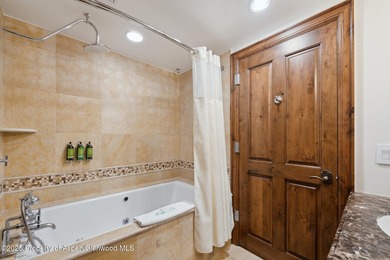 2024 renovations completed (including new decor, furniture - photo 16