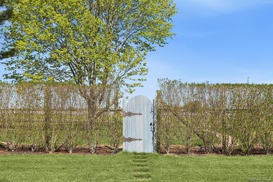Some estates are acquired. The exceptional are entrusted to the - photo 17