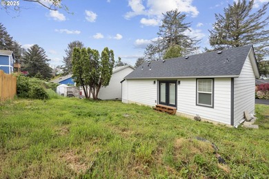 Recently renovated single-level home located a short walk from - photo 22