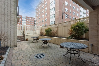 Experience the ultimate coastal lifestyle in this rare - photo 24