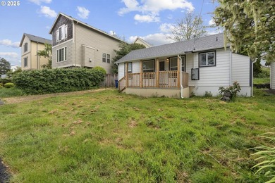 Recently renovated single-level home located a short walk from - photo 24