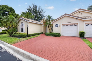 Rare corner-unit 3BR/2BA villa in Boca Country Club - No - photo 3