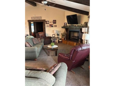Country living at its finest. Privacy, quiet & heavenly describe - photo 9