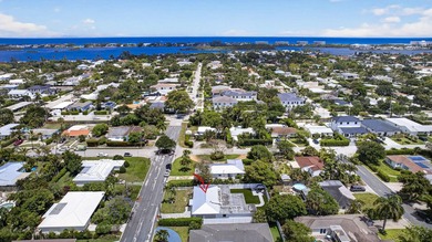 Beautifully updated and move-in ready 3-Bed 2-Bath Residence - photo 3