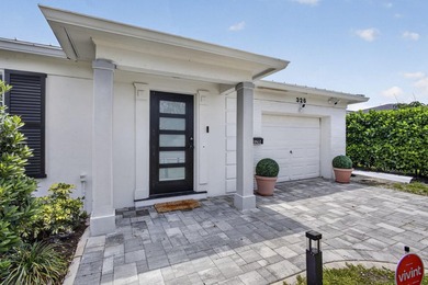 Beautifully updated and move-in ready 3-Bed 2-Bath Residence - photo 4