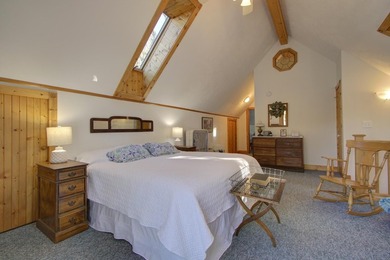 Escape to your own lakeside retreat with this beautifully - photo 30