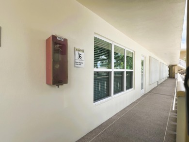 Lake Condo For Sale in West Palm Beach, Florida