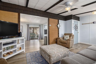 Welcome to this beautifully upgraded 4-bedroom, 2-bathroom home - photo 9