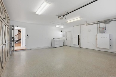 1820 Coast Blvd - photo 40