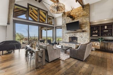 Elevate your lifestyle at this stately, airy sanctuary in - photo 5