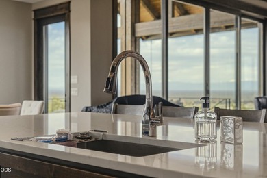 Elevate your lifestyle at this stately, airy sanctuary in - photo 10