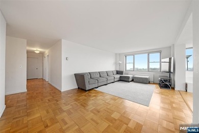 2100 Linwood Ave 19V - photo 2