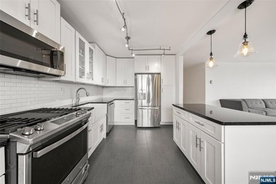 2100 Linwood Ave 19V - photo 8