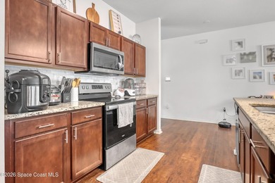 Better than new! This one checks every box--upgraded, move-in - photo 14