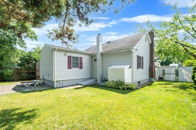 Welcome to this charming, well-maintained 2-bedroom, 1-bath - photo 5