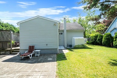 Welcome to this charming, well-maintained 2-bedroom, 1-bath - photo 7