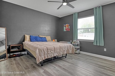 Better than new! This one checks every box--upgraded, move-in - photo 19