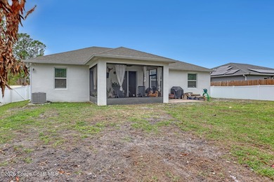 Better than new! This one checks every box--upgraded, move-in - photo 33