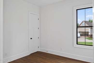 Stunning finishing for this ranch floor plan with one bedroom - photo 50